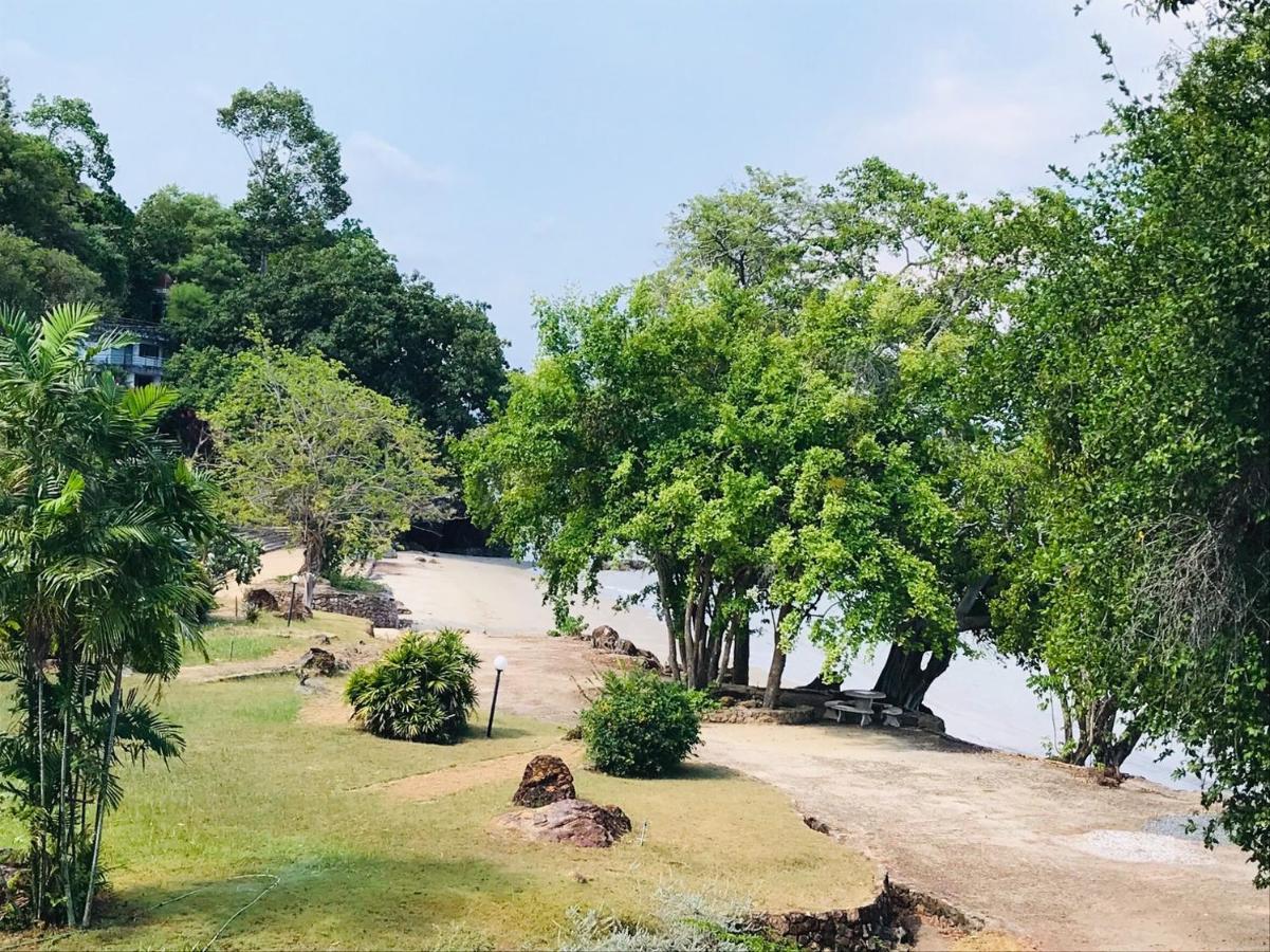 Vila Baan Rug Nam Sai Thang Kwian Exteriér fotografie